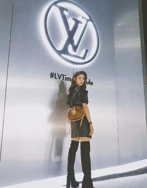 蔡卓宜颜值V风尚性感写真_2