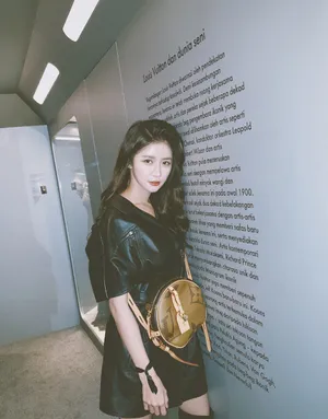 蔡卓宜颜值V风尚性感写真_5