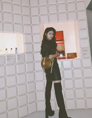 蔡卓宜颜值V风尚性感写真_6