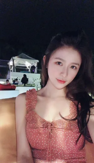 蔡卓宜甜美性感自拍照图片_1