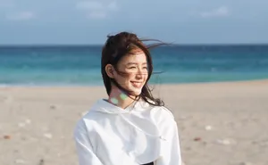 蔡卓宜户外慵懒甜美照片