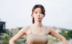 蔡卓宜户外慵懒甜美照片_6