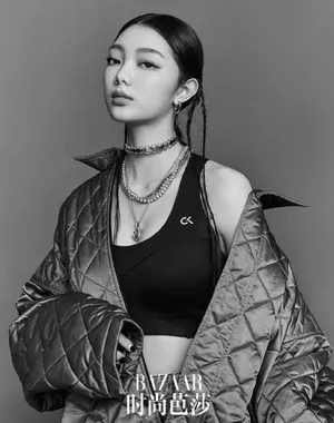 李紫婷超A辫子头写真图片_5