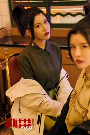 by2高马尾时尚写真图片_8