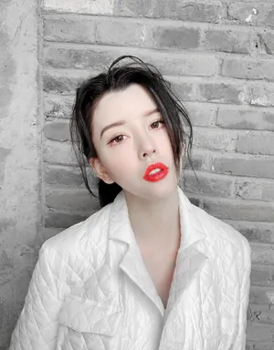 By2孙涵自拍照图片_7