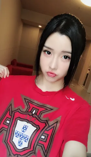 By2孙雨生活照图片_4
