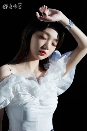 李紫婷仙气性感写真图片_1
