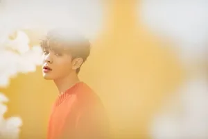 尤长靖温润养眼写真图片_5