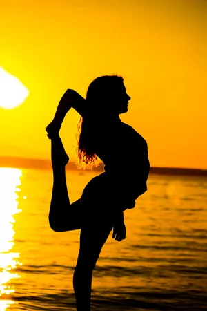 日落 海滩 夏天 美女背影