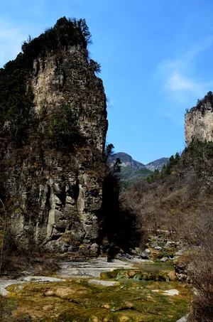 嵩山溪流