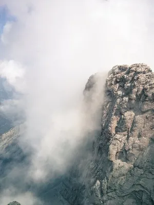岩石 山
