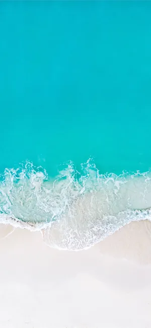青蓝色的海上沙滩航拍高清