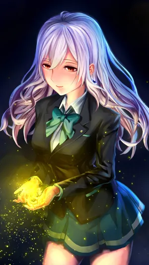 手捧萤火虫的紫色头发的动漫美女