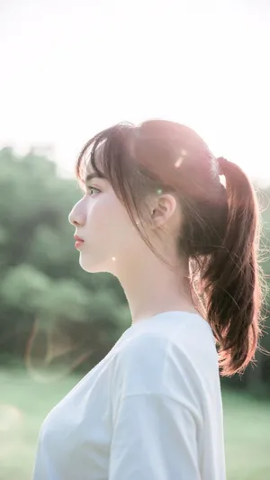 白皙清纯美少女气质甜美写真