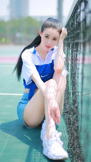 青春甜美小姐姐校园写真