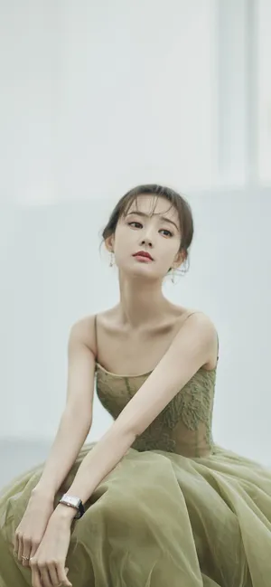 吊带蕾丝纱裙美少女性感写真