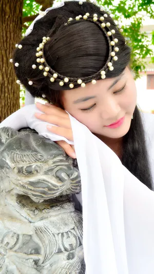 爱做梦的美女