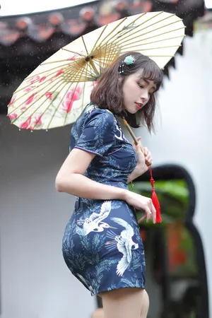 中国风旗袍美女优美 优雅