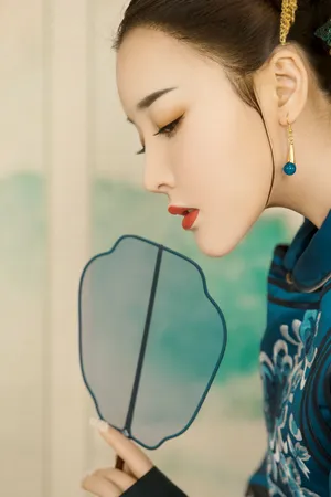 古风美女写真东方神韵耳饰 薄衫