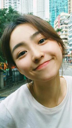 美女镜头自拍