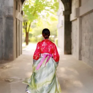韩服美女