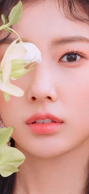 高颜值粉唇清纯的女生肖像摄影