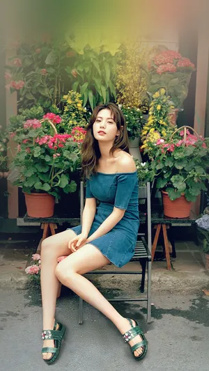 文艺风美女花房摄影手机桌面