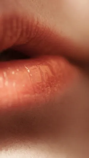 高清美女红唇手机背景_1