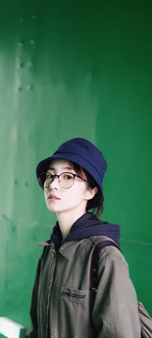 清澈甜美少女胡冰卿休闲迷人写真
