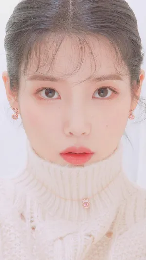 IU邻家少女李知恩甜美写真
