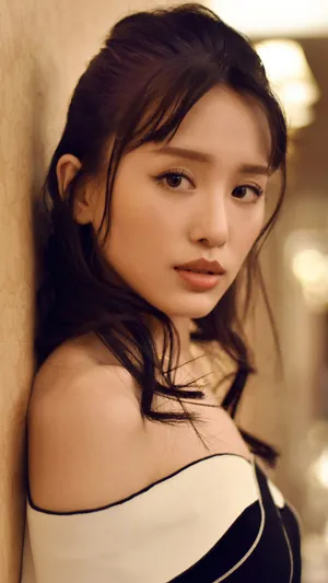罗秋韵清纯典雅