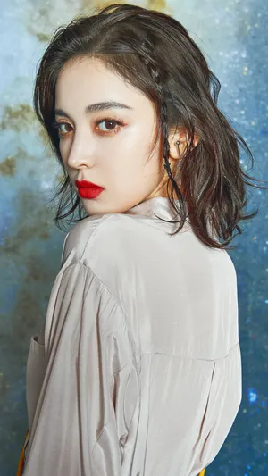 御姐范儿古力娜扎
