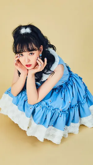 甜美可爱的孙承欢时尚写真_1