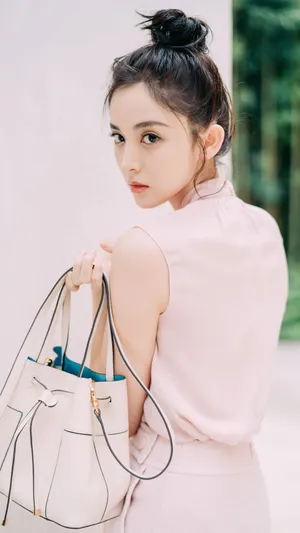 百变的古力娜扎