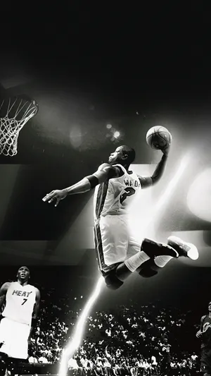 德维恩韦德扣篮NBA闪身运动黑白
