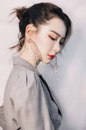 御姐戚薇职业范