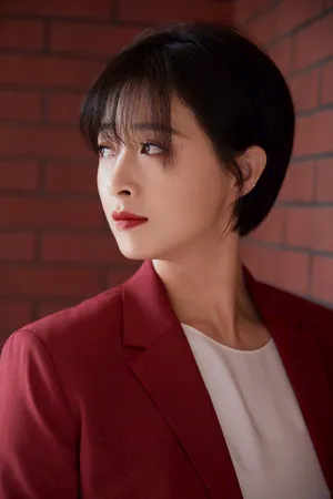 蒋欣女性西装