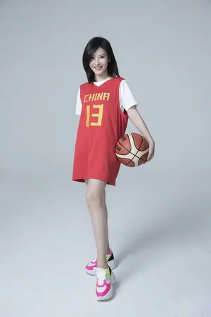 杨子姗13号球衣