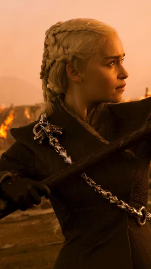 艾米莉亚·克拉克（Emilia Clarke）射箭_1