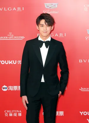吴磊71