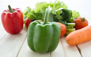 新鲜绿色有机蔬菜图片_3