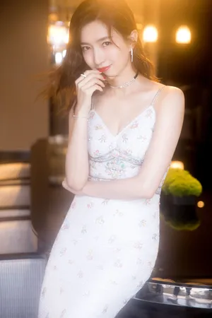 江疏影7