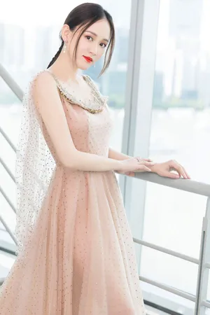陈乔恩28