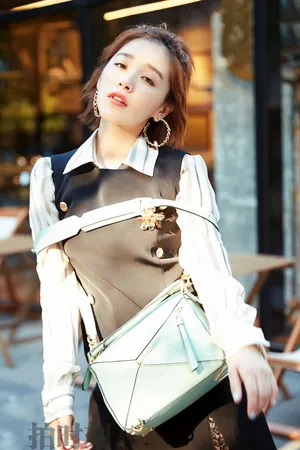 阚清子15