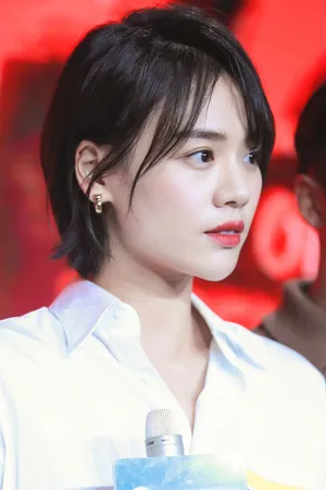 美女明星马思纯24