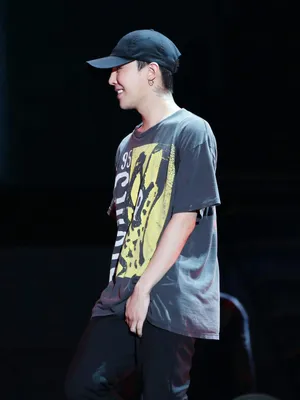 权志龙G-DRAGON19
