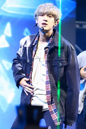 朴灿烈EXO成员16朴灿烈,EXO