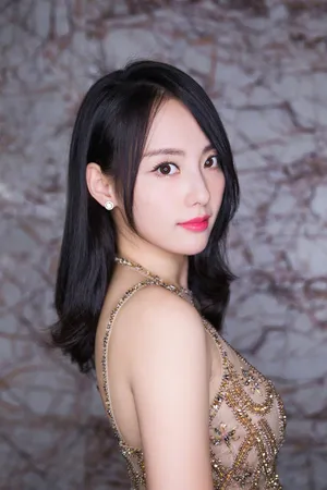 张嘉倪No16