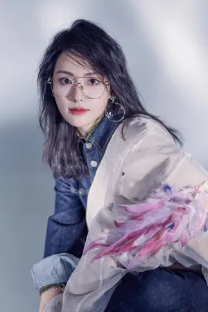 张嘉倪No13