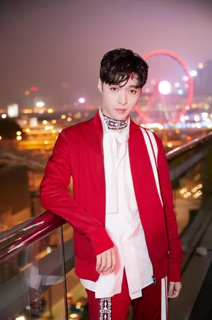 张艺兴EXO成员No35